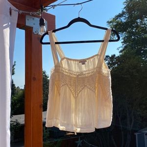 NEW WITH TAGS FREE SHIPPING White Lace Crop Top American Eagle L